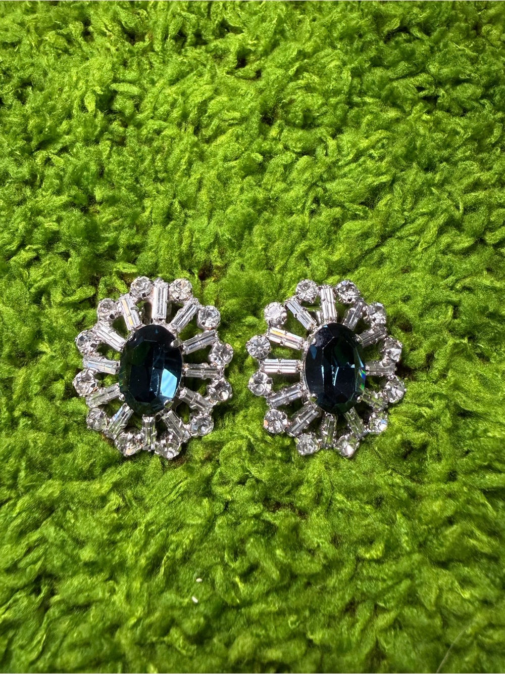 Stunning Vintage Western Germany Blue Rhinestone Halo Clip Earrings